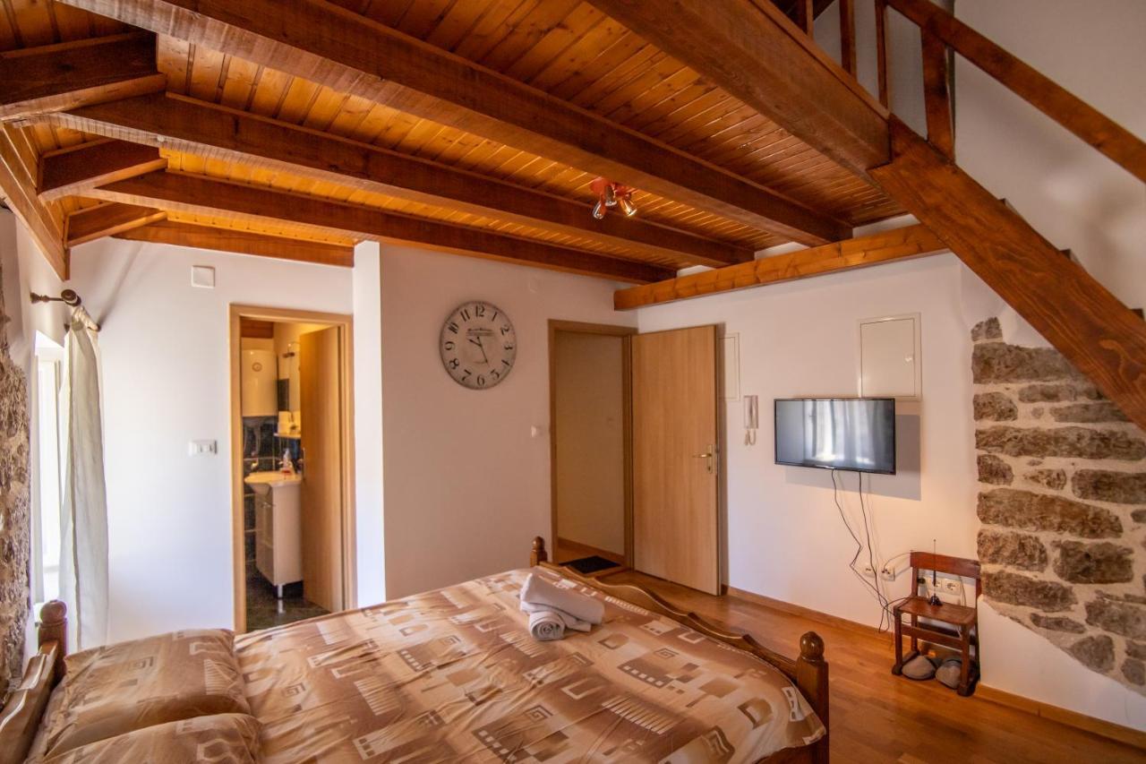 Apartments Loriana Šibenik Exterior foto